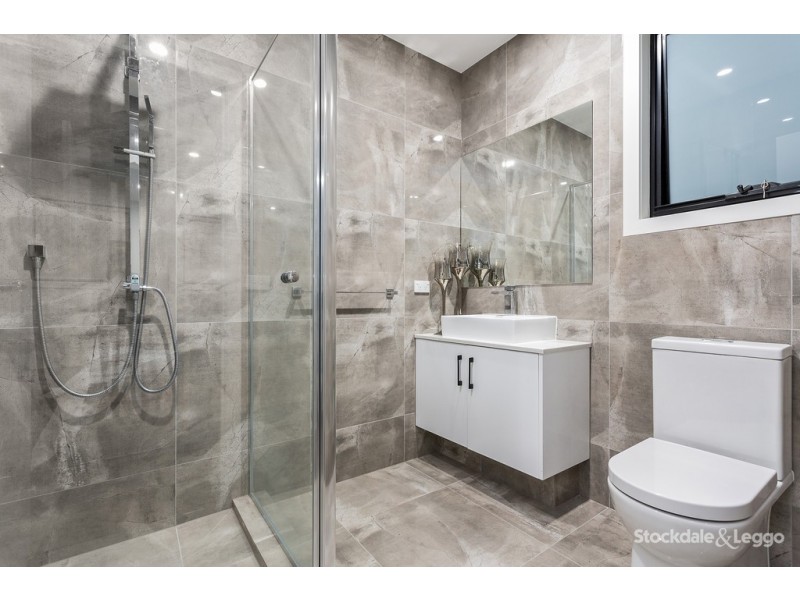 1/8 Apsley Street, Glenroy VIC 3046