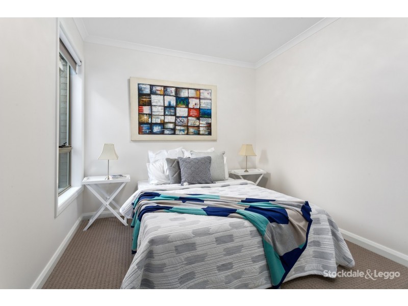 2/122 Loongana Avenue, Glenroy VIC 3046