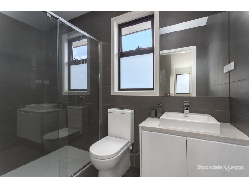 2/40 Heather Court, Glenroy VIC 3046