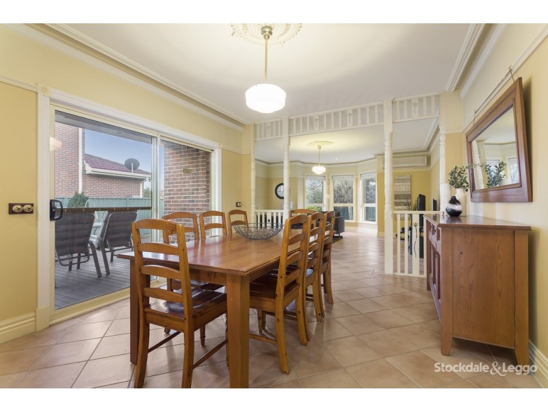 30 Plumpton Avenue, Oak Park VIC 3046