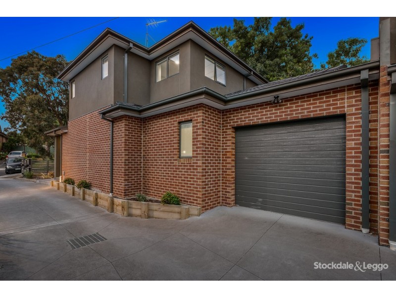 1/2 Douglas Street, Pascoe Vale VIC 3044