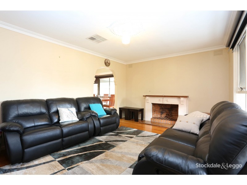 1 Epsom Court, Fawkner VIC 3060