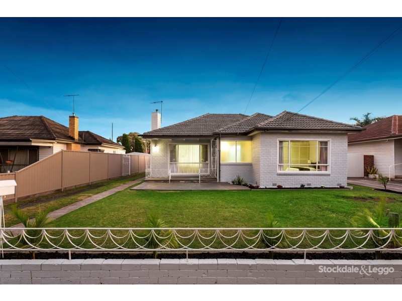 15 Curtin Avenue, Hadfield VIC 3046