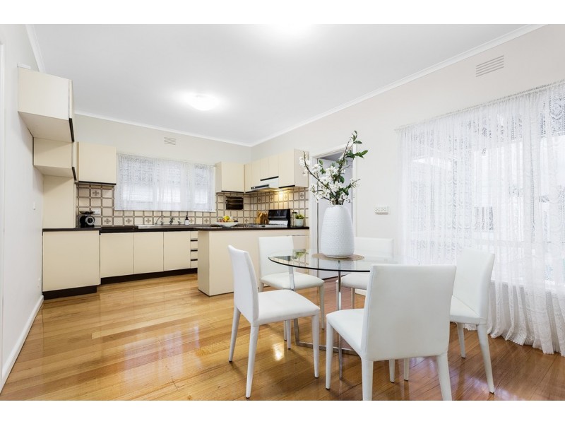 15 Curtin Avenue, Hadfield VIC 3046