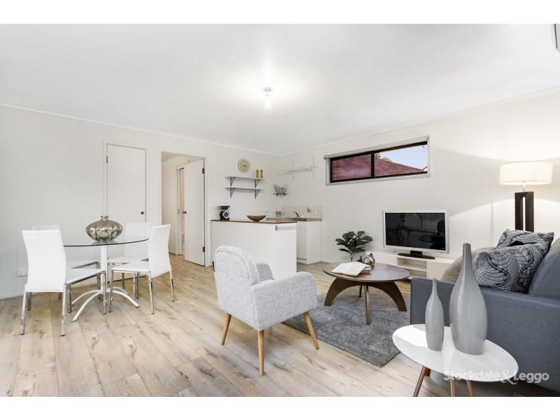 15 Curtin Avenue, Hadfield VIC 3046