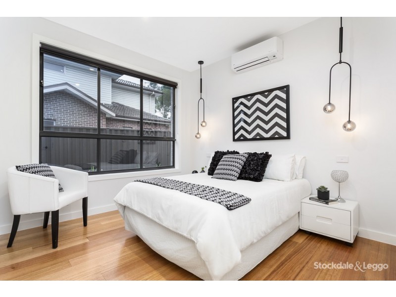 2/54 Winifred Street, Oak Park VIC 3046