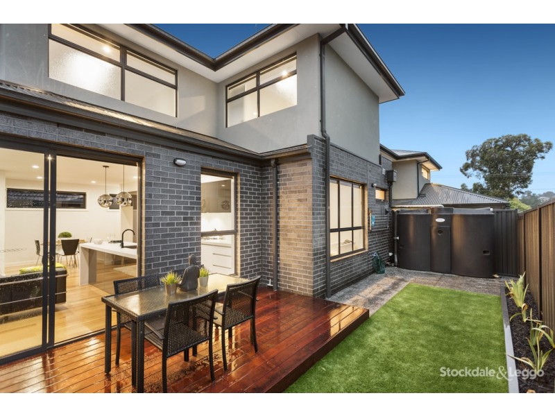 2/54 Winifred Street, Oak Park VIC 3046