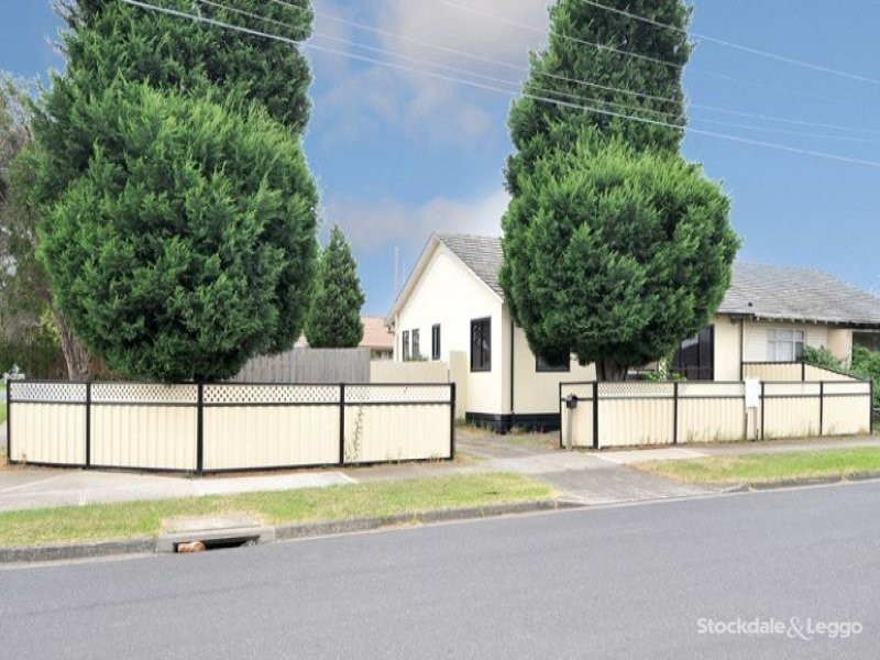 8 TRETHOWAN STREET, Broadmeadows VIC 3047