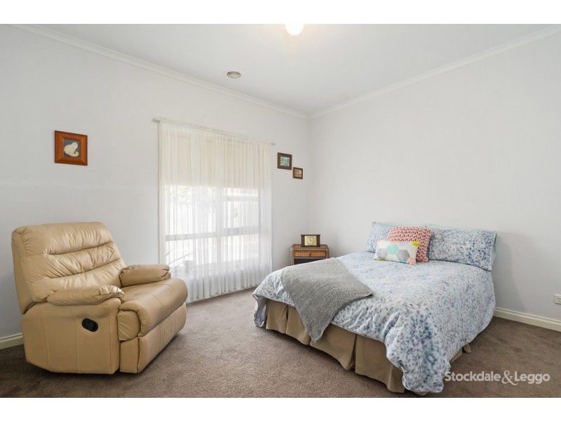 2/41 Rhodes Parade, Oak Park VIC 3046