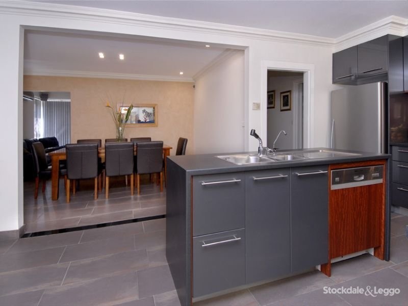 2 St Agnes Court, Glenroy VIC 3046