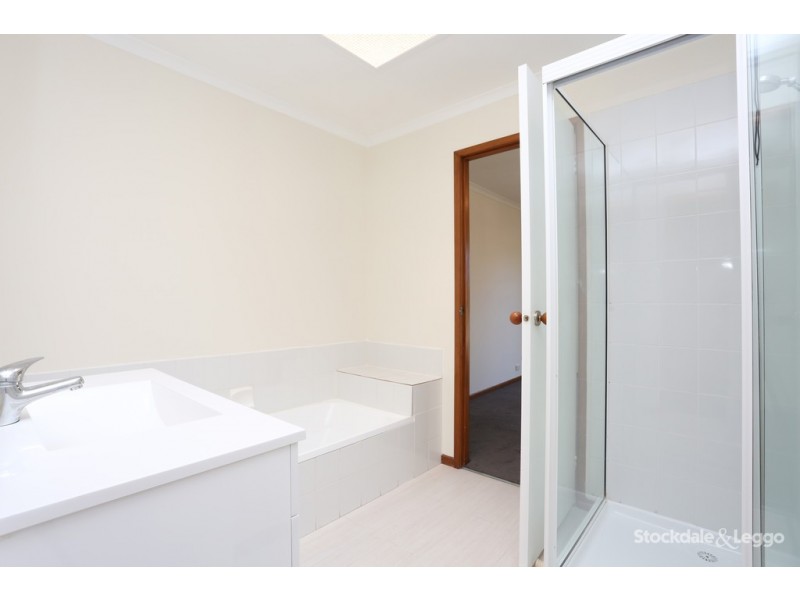 20 Manuka Place, Meadow Heights VIC 3048