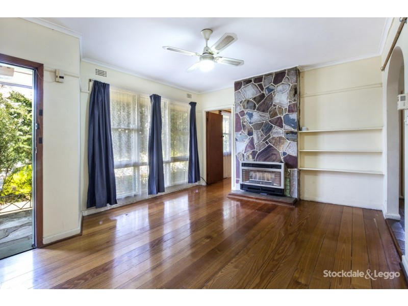 40 Sunset Boulevard, Jacana VIC 3047