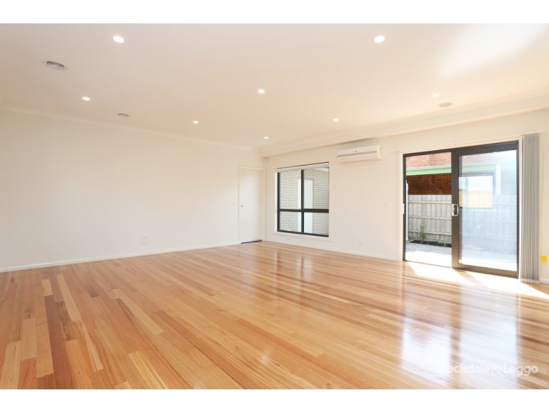 2/15 Langton Street, Glenroy VIC 3046