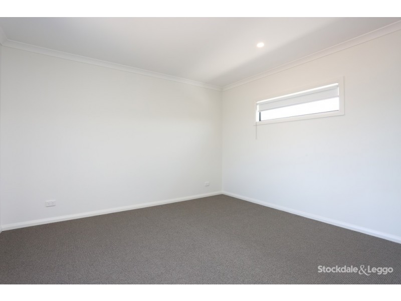 2/15 Langton Street, Glenroy VIC 3046