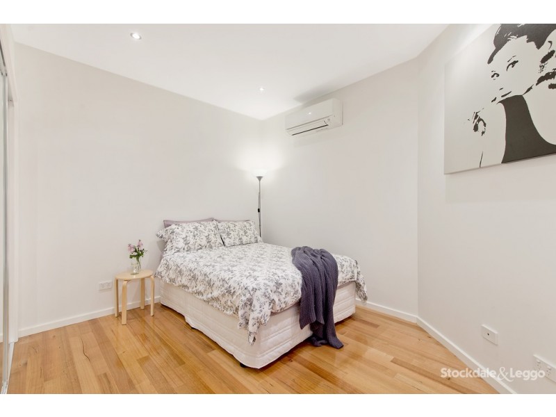 2/15 Everard Street, Glenroy VIC 3046