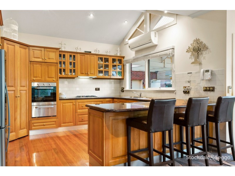 4 Helen View, Glenroy VIC 3046