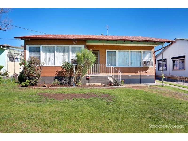 11 Romsey Crescent, Dallas VIC 3047