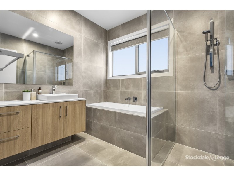 3/12 Ethel Street, Oak Park VIC 3046