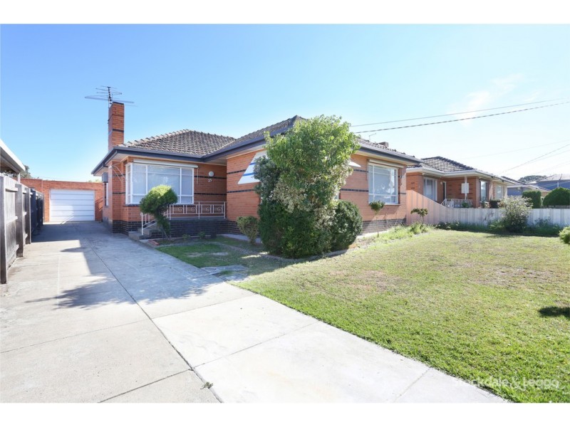 25 Connell St, Glenroy VIC 3046