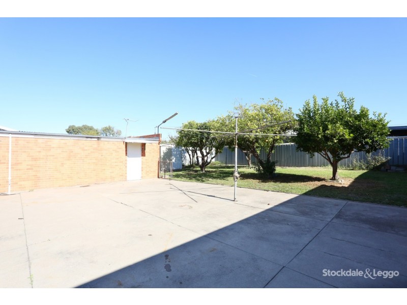 25 Connell St, Glenroy VIC 3046