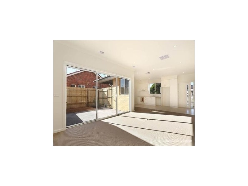 37 LAHINCH STREET, Broadmeadows VIC 3047