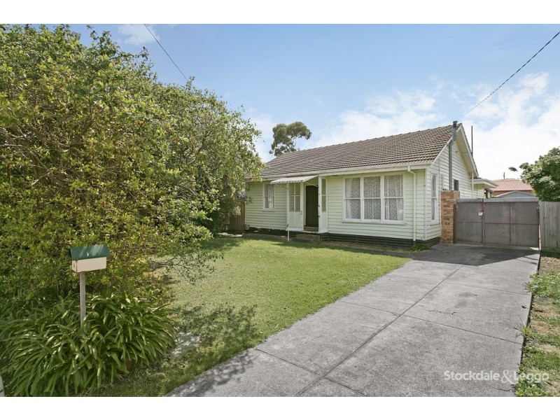 14 Heather Court, Glenroy VIC 3046