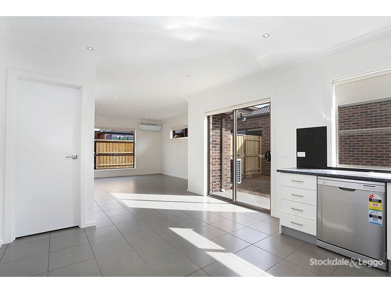 2/146 Hilton Street, Glenroy VIC 3046