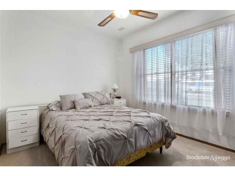 5 Bamburgh Street, Jacana VIC 3047