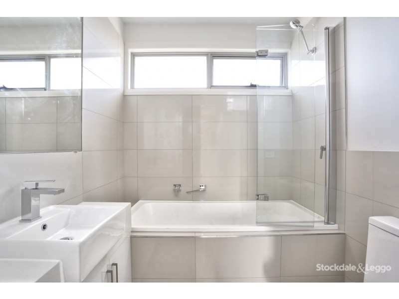 2/141 Loongana Avenue, Glenroy VIC 3046