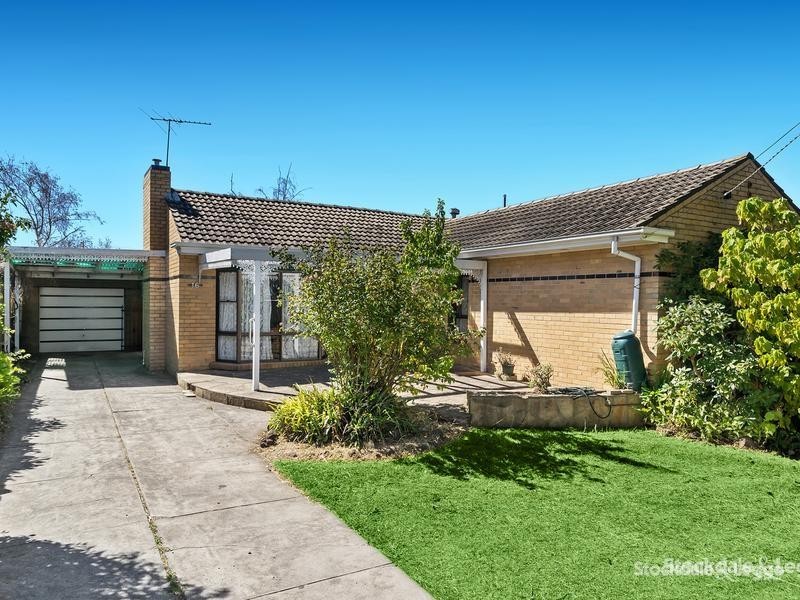 16 York Street, Glenroy VIC 3046