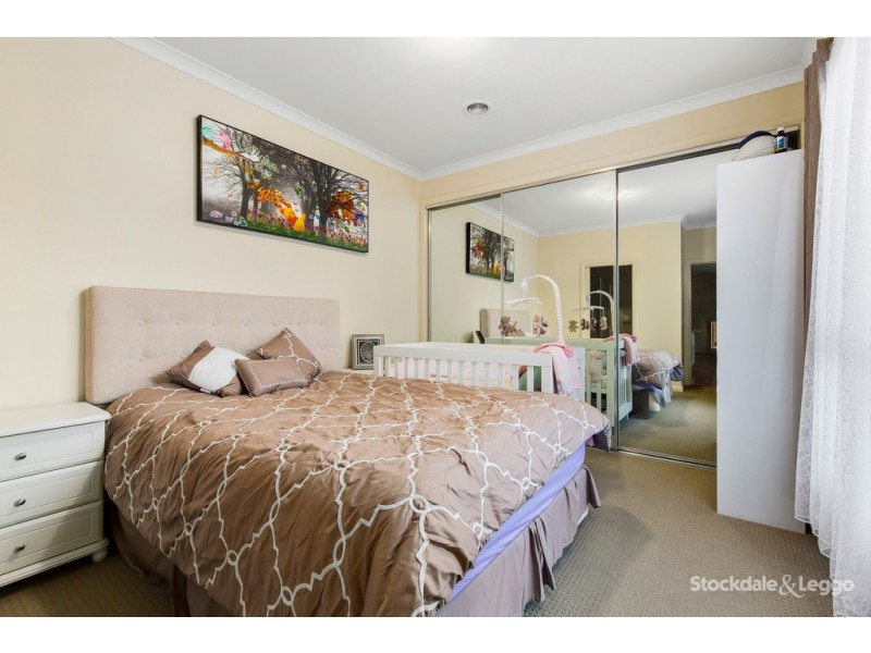 3/42 Gladstone Parade, Glenroy VIC 3046