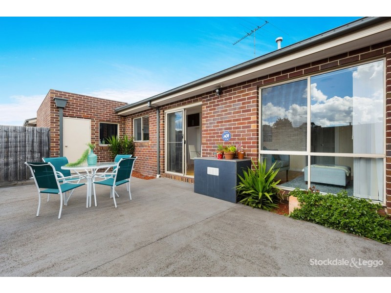 2/12 Maude Avenue, Glenroy VIC 3046