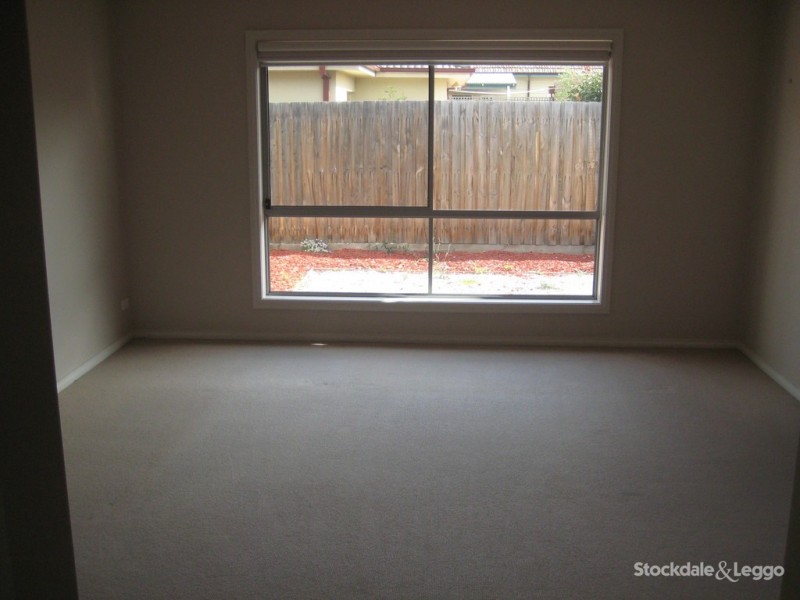 41 Watt Avenue, Oak Park VIC 3046