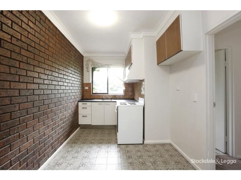 2/19 Gladstone Parade, Glenroy VIC 3046