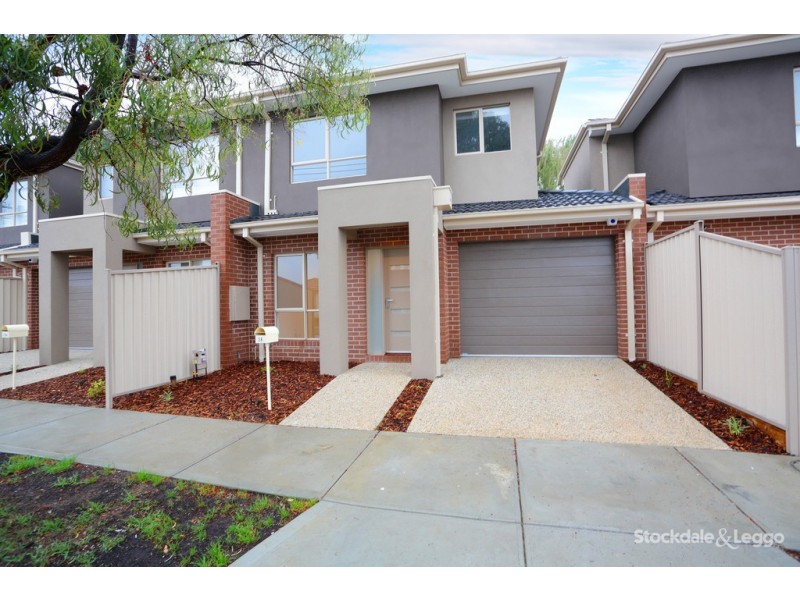 28 Sutherland Street, Hadfield VIC 3046