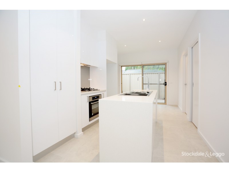 28 Sutherland Street, Hadfield VIC 3046