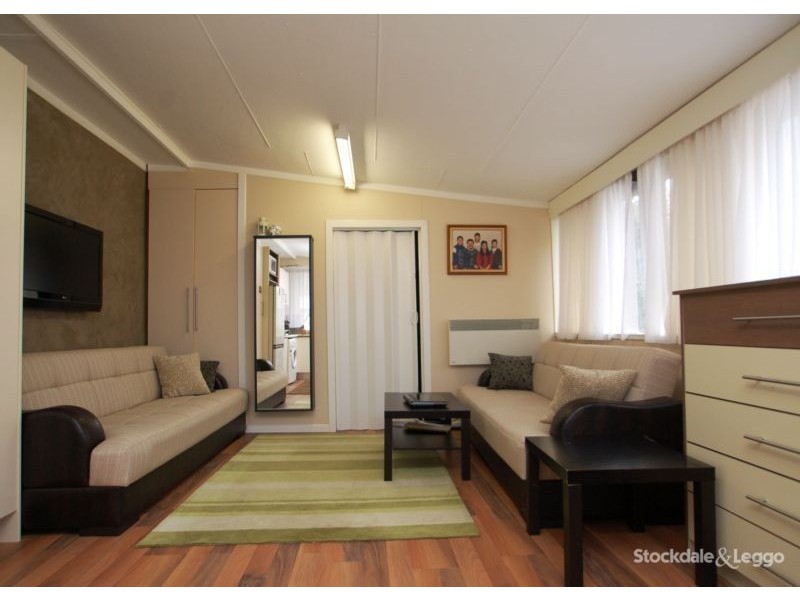 6 Orville Street, Coolaroo VIC 3048