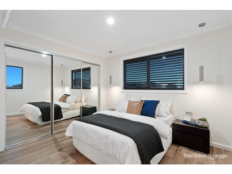 2/23 Win-Malee Street, Hadfield VIC 3046