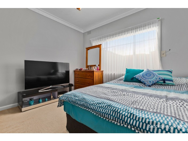 12 Lyons Street, Glenroy VIC 3046