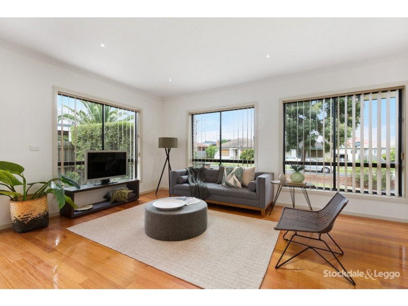 1/5 Cosmos Street, Glenroy VIC 3046