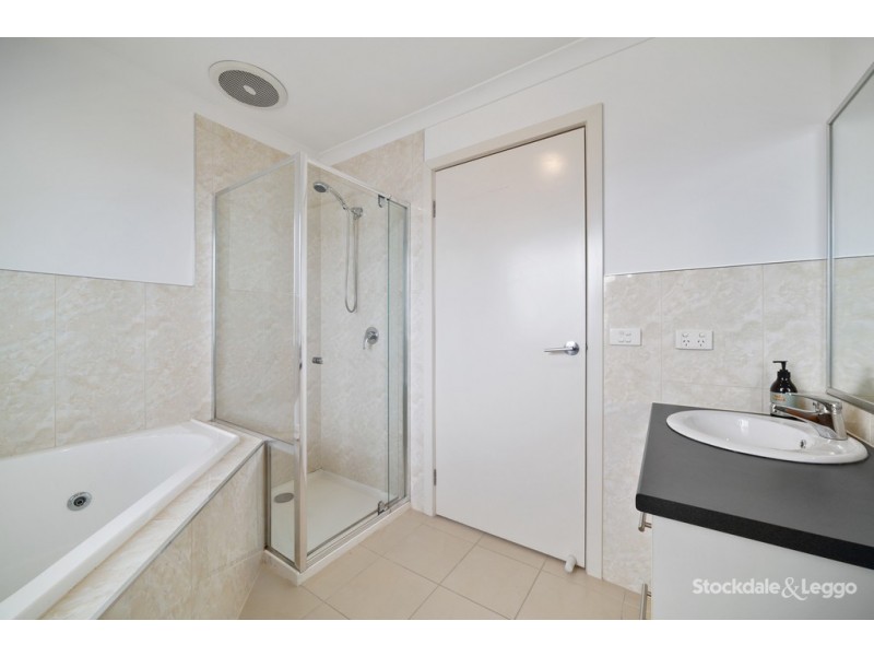 1/5 Cosmos Street, Glenroy VIC 3046