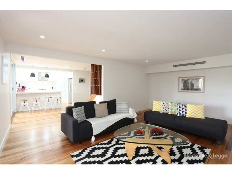 19 KARIN CRESCENT, Glenroy VIC 3046