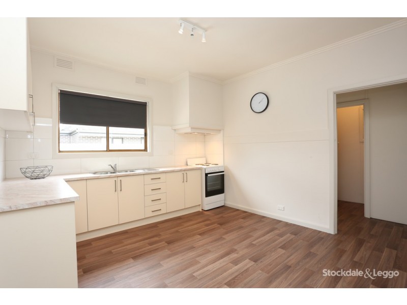 51 Winifred Street, Oak Park VIC 3046