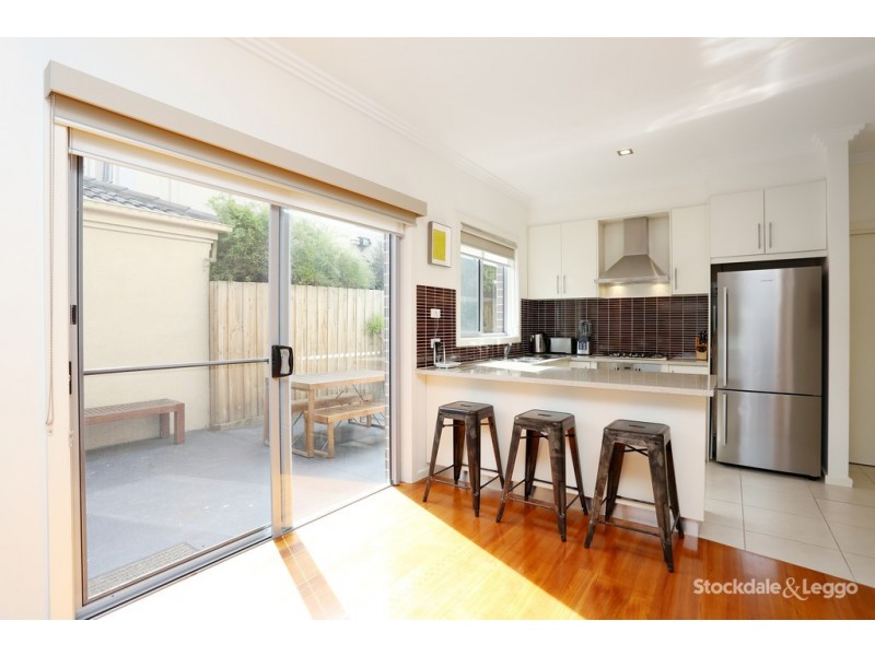 1/56 Winifred St, Oak Park VIC 3046