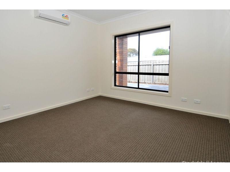 3/5 Cosmos Street, Glenroy VIC 3046