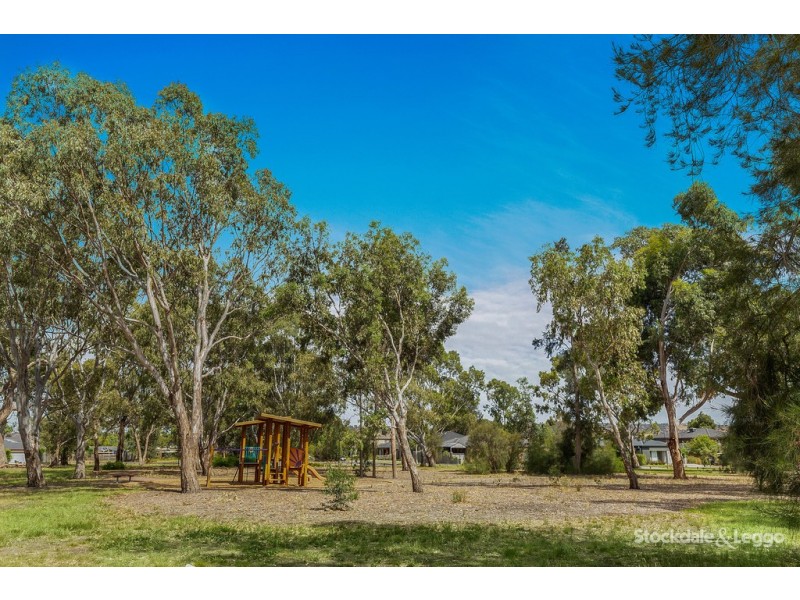 1/3 Vangelica Way, South Morang VIC 3752