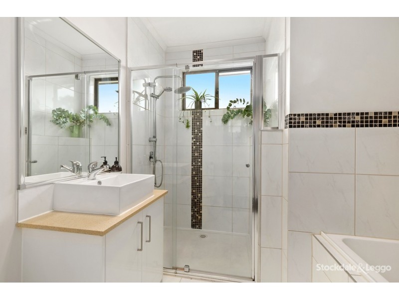 2/34 Heather Court, Glenroy VIC 3046