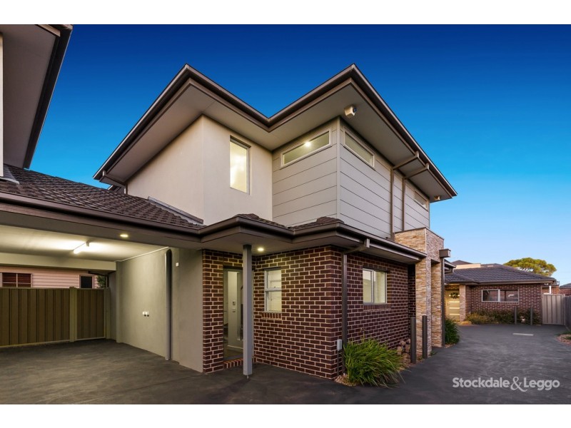 2/30 Isla Avenue, Glenroy VIC 3046