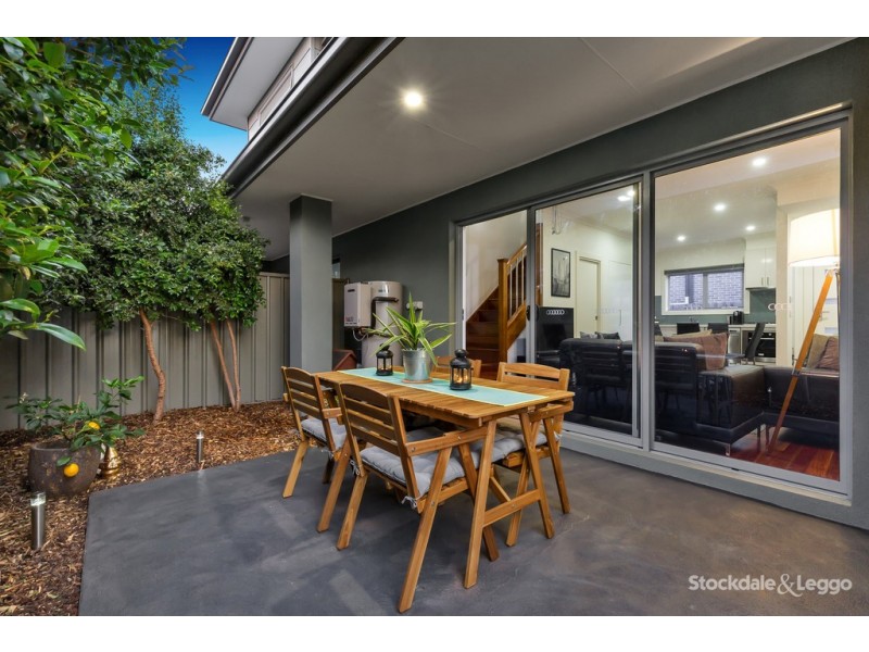 2/30 Isla Avenue, Glenroy VIC 3046