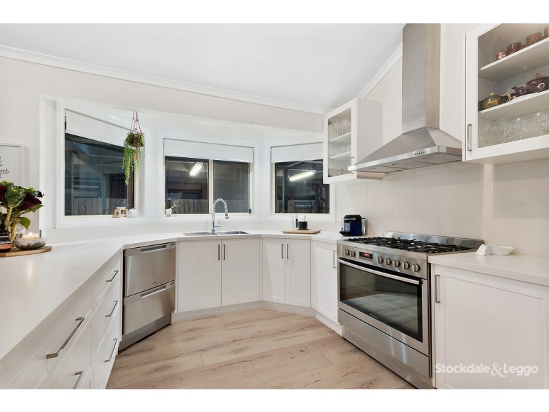 5 Freeman Drive, Glenroy VIC 3046